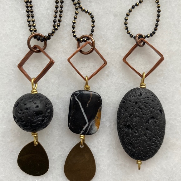 π 3 x Copper & Brass Pendant Necklaces - Picture 3 of 4